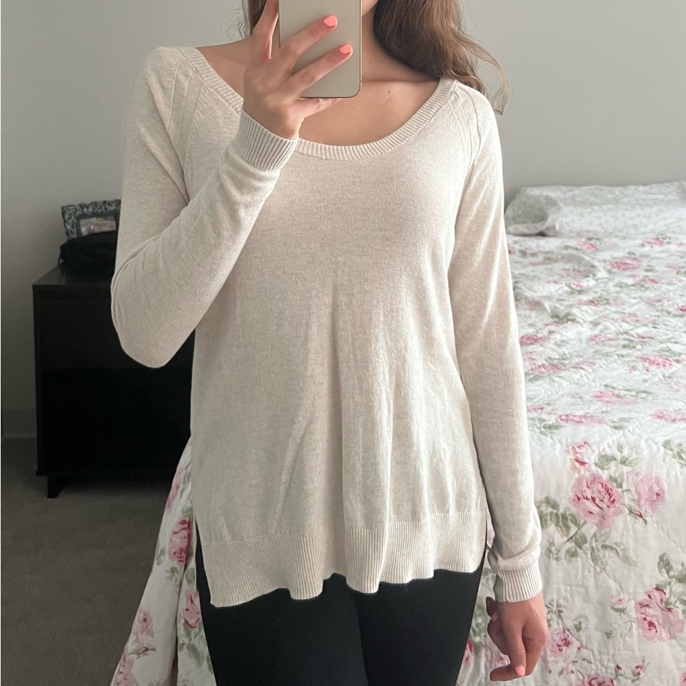 GAP • Cream Long-Sleeve Sweater